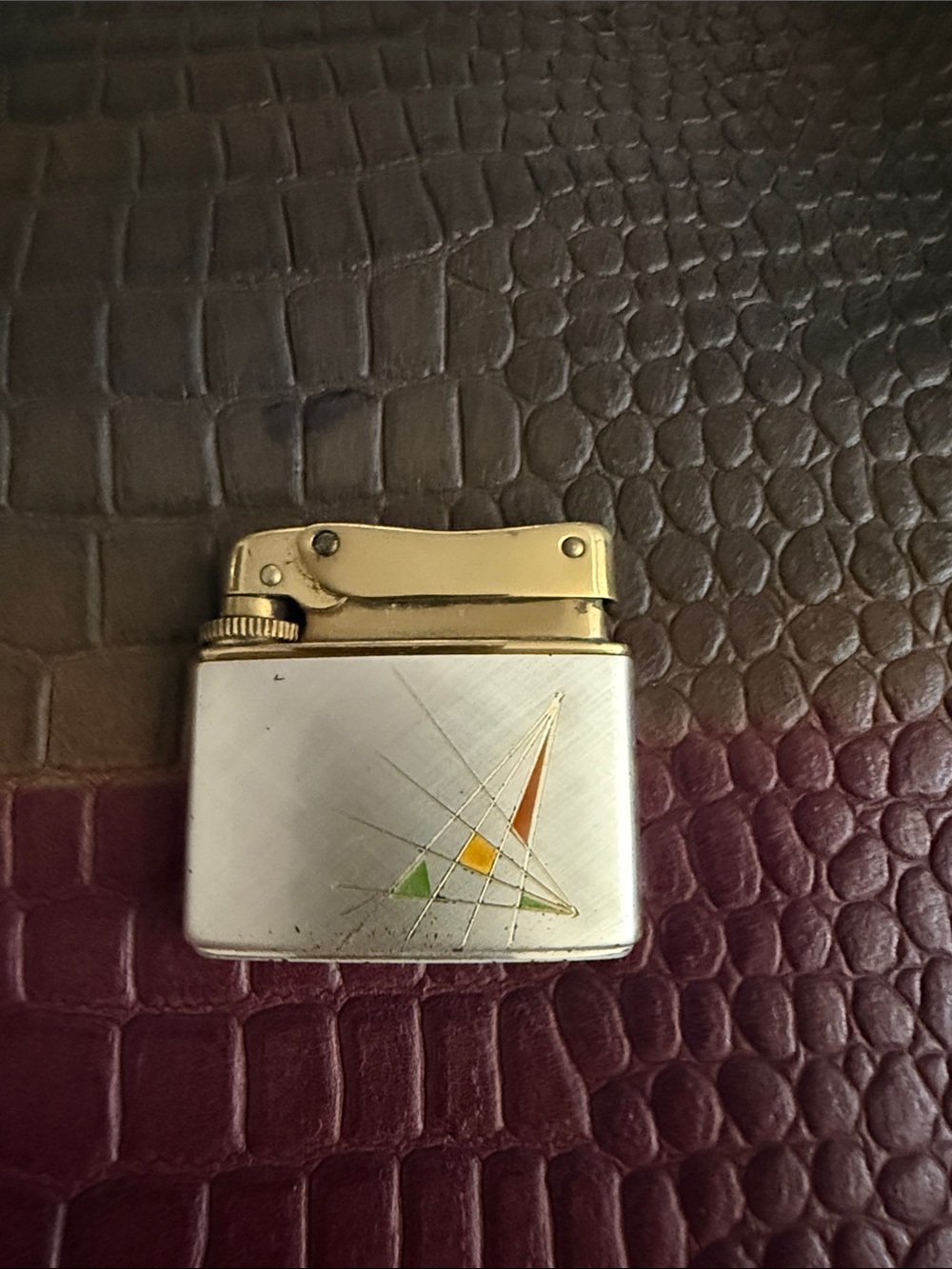 VINTAGE 1000 LUNDER STANDARD LIGHTER